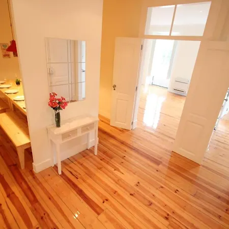 Duplex Avec Terrasse Vue Sur Castelo Sao Jorge Апартаменты Лиссабон